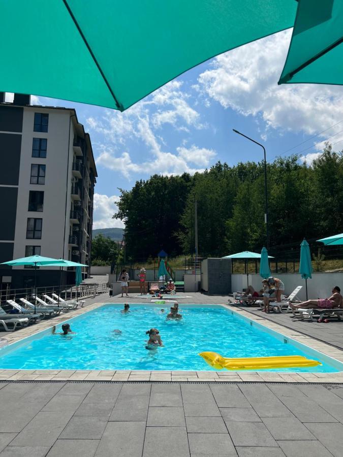 Arena Apart - Hotel Polyana  Bagian luar foto